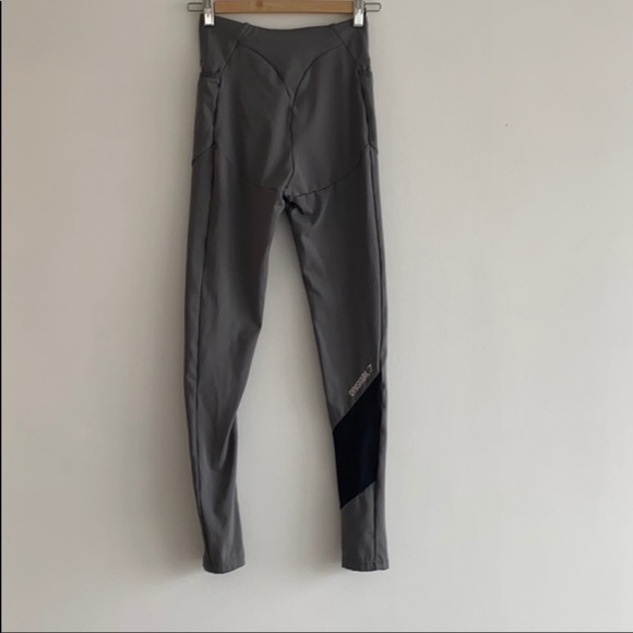 🔥4 for $30 Gymshark Leggings with Pockets - Picture 5 of 7